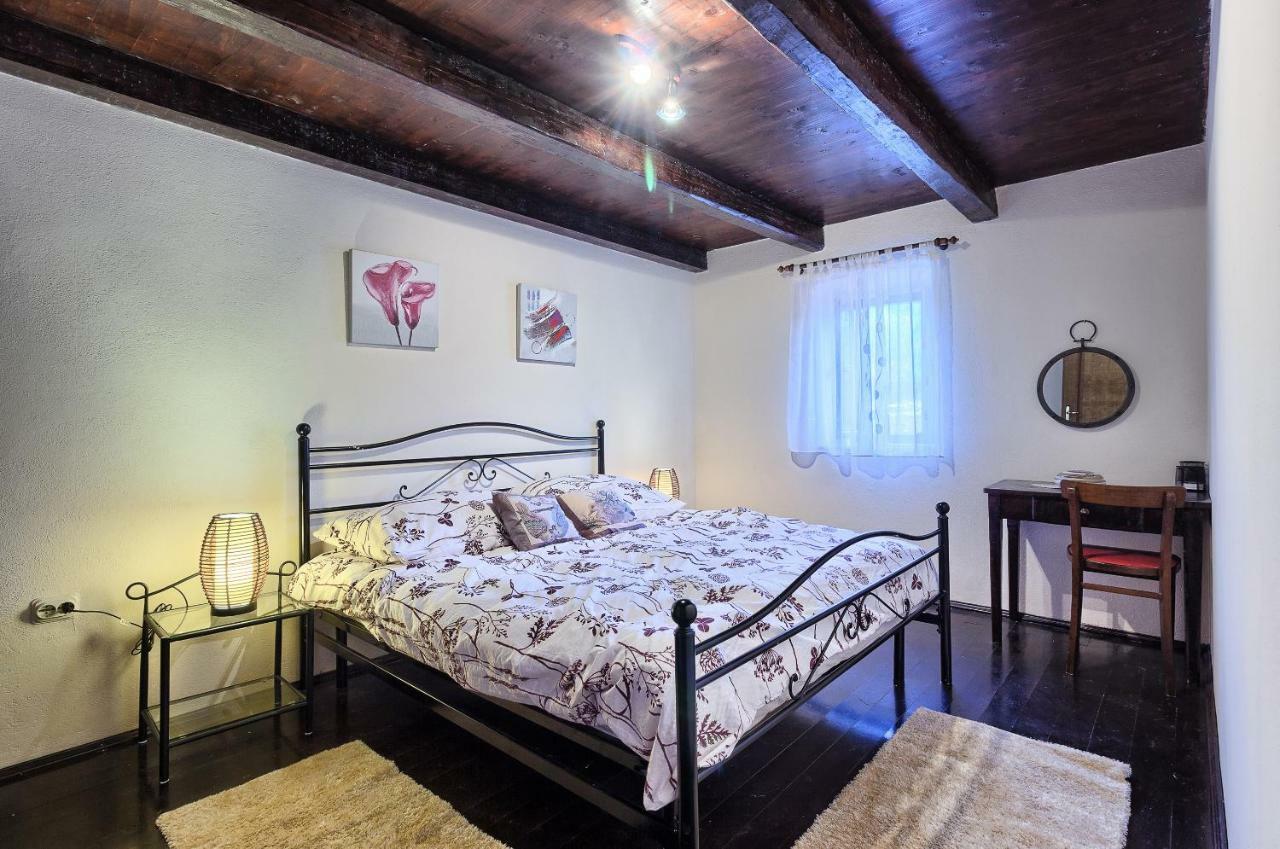 בית הארחה Biorine 	Dalmatia Stone House - Heated Pool מראה חיצוני תמונה