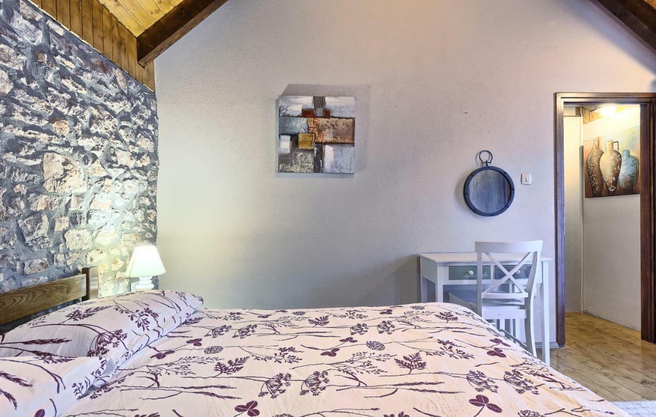 בית הארחה Biorine 	Dalmatia Stone House - Heated Pool מראה חיצוני תמונה